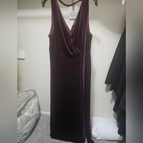 Torrid Velvet Maxi Dress - Picture 2 of 5
